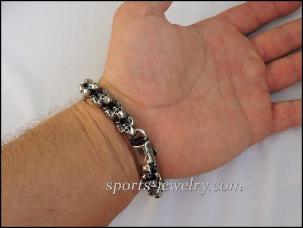 Sport jewelry Skull dumbbell bracelet