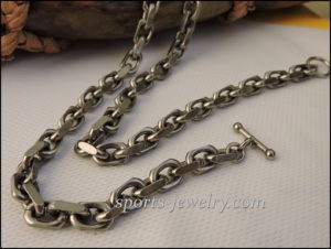 Stainless steel necklace 04