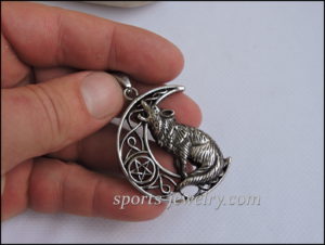 Pendant wolf month stainless steel