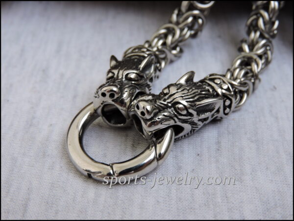 Chain wolves stainless steel 01
