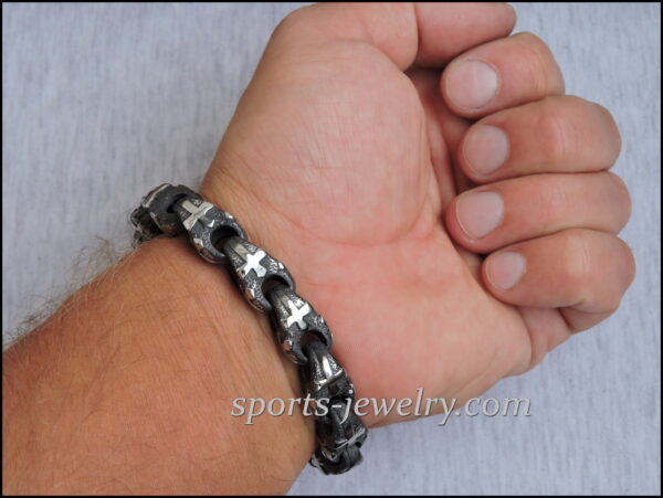 Stainless steel cross bracelet 04